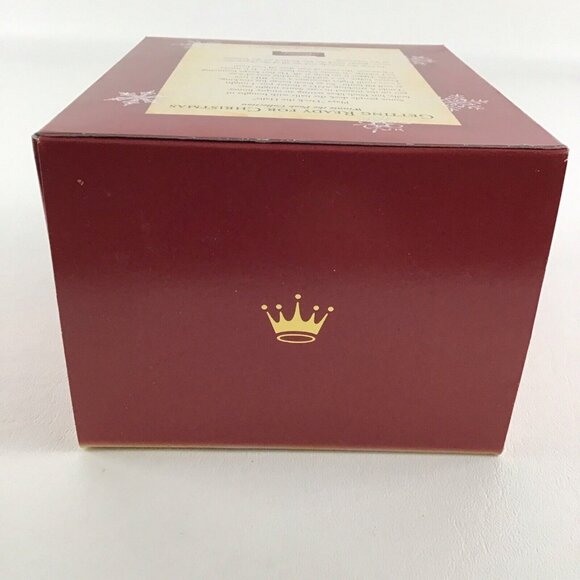 Hallmark Keepsake Ornament Disney Winnie The Pooh Getting Ready For Christmas - Picture 5 of 6